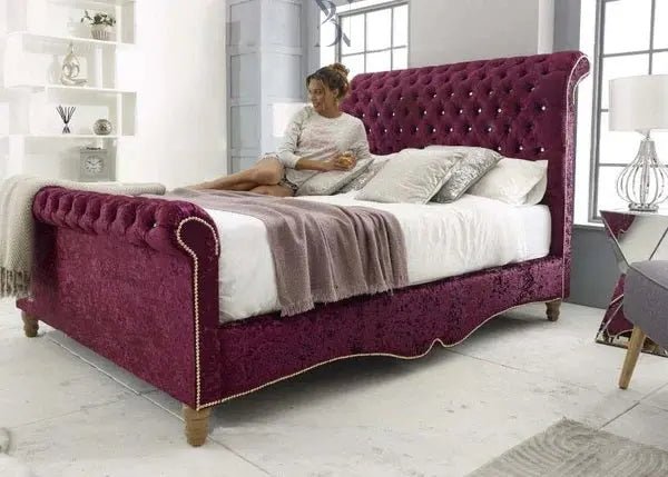 Traditional Chesterfield Sleigh 2023 - BedsnBoards